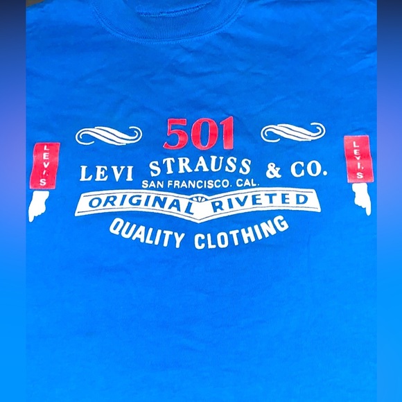 Vintage LEVIS slightly worn retro blue branded tee!! - Picture 2 of 5